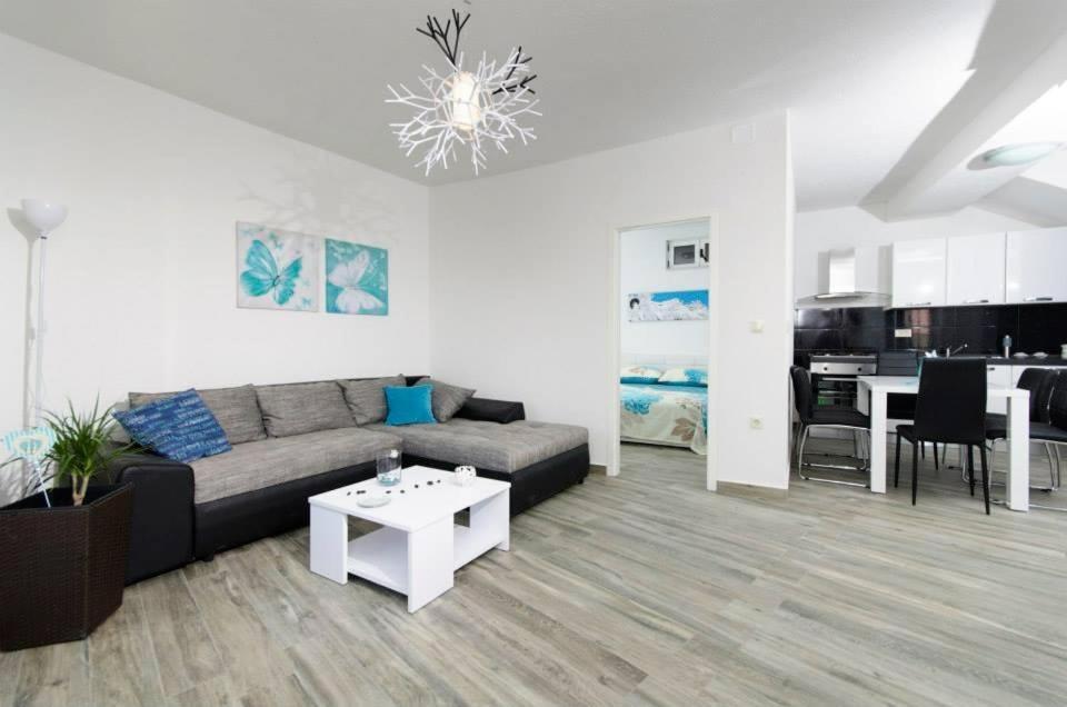 Villa Rozy Drasnice Exteriör bild