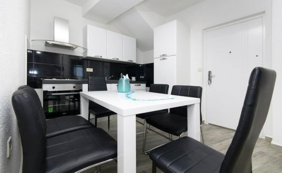 Villa Rozy Drasnice Exteriör bild