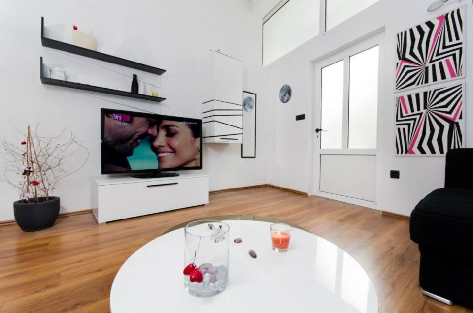 Villa Rozy Drasnice Exteriör bild